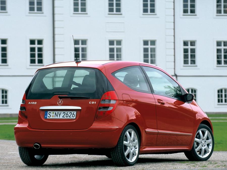  Mercedes-Benz A180 CDI 3-Door 2004 года  (фото 19 из 21)